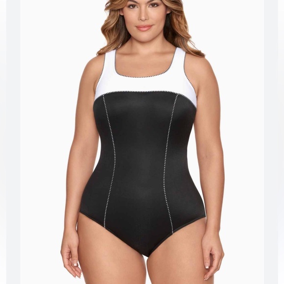 Miraclesuit- Touche One Piece in Colorblock - Picture 10 of 10